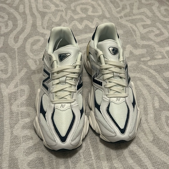 New Balance 9060 New - Picture 1 of 4